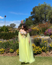 Load image into Gallery viewer, Mia yellow floral dress (with pockets and removable straps) without sleeves .