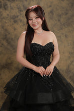 Load image into Gallery viewer, Hannah black waterfall wedding dress with detachable off shoulder (shoulder strap included)