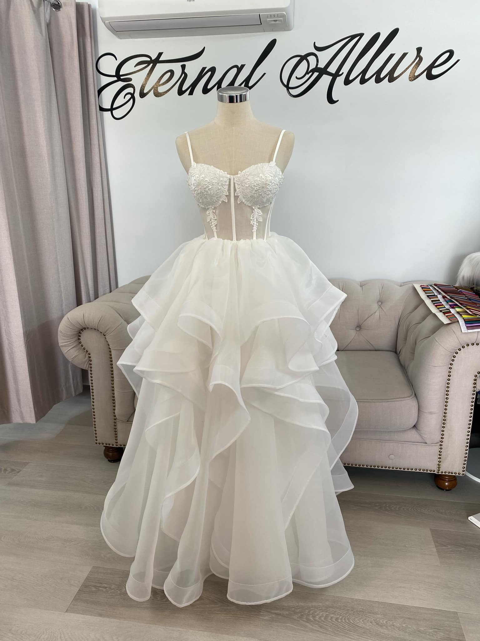knee length dresses for ladies Sample Sale