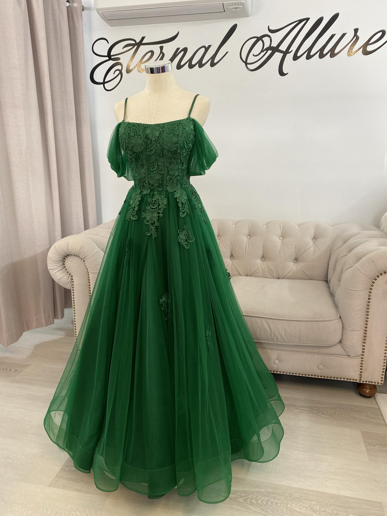 Tina 3D lace dark green wedding dress (with slit,pockets, removable of –  Eternal Allure Pty Ltd