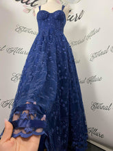 Load image into Gallery viewer, Tina formal dress Debutante dress