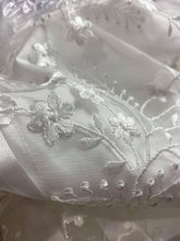 Load image into Gallery viewer, Tina formal dress Debutante dress