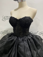 Load image into Gallery viewer, Jenna black wedding dress, corset back ( come with separate adjustable strap)
