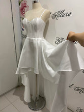 Load image into Gallery viewer, Alex bridal shower dress ( with pockets)
