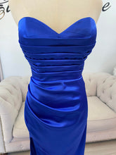 Load image into Gallery viewer, Alice royal blue formal dress (with removable adjustable straps ,slit )
