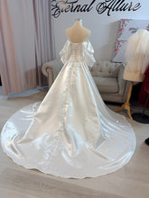 Load image into Gallery viewer, Jennifer dress with detachable big offshoulder sleeves and strap.
