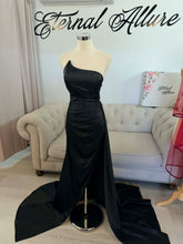 Load image into Gallery viewer, Black wedding dress with slit .
