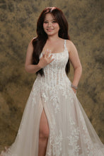 Load image into Gallery viewer, Sylvia wedding dress square neckline with removable short sleeves ( has pockets and slit)
