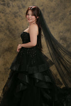 Load image into Gallery viewer, Hannah black waterfall wedding dress with detachable off shoulder (shoulder strap included)
