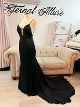 Load image into Gallery viewer, Morana black wedding dress.
