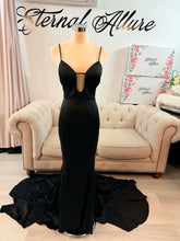 Load image into Gallery viewer, Morana black wedding dress.
