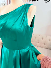 Load image into Gallery viewer, Joanne formal dress with pockets and slit.

