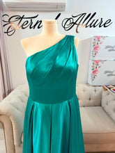 Load image into Gallery viewer, Joanne formal dress with pockets and slit.
