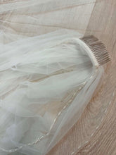 Load image into Gallery viewer, Beaded edge veil length 200cm
