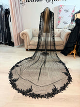 Load image into Gallery viewer, Black 3D lace cathedral length veil 3m

