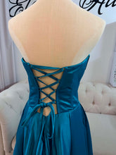 Load image into Gallery viewer, Hayley teal blue formal dress with slit and pockets , straps removable.
