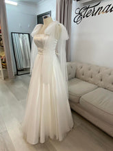 Load image into Gallery viewer, Sarah wedding dress, debutante dress with pockets ( removable adjustable straps,bow )
