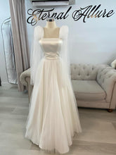 Load image into Gallery viewer, Sarah wedding dress, debutante dress with pockets ( removable adjustable straps,bow )
