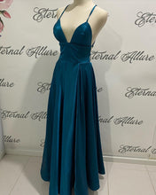 Load image into Gallery viewer, Jen satin emerald / lilac formal dress (with pockets and slit)
