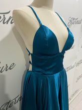 Load image into Gallery viewer, Jen satin emerald / lilac formal dress (with pockets and slit)
